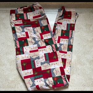 LuLaRoe Tall & Curvy Christmas Leggings